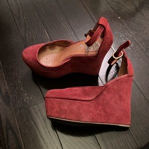 Jeffrey Campbell vintage red suede baby doll platforms. Size 8
